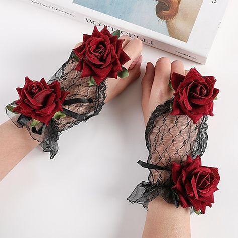 Floral Wedding Party, Party Gloves, Lace Fingerless Gloves, Gloves Vintage, Elegant Gothic, Hand Gloves, Flower Style, Lace Gloves, Rose Lace