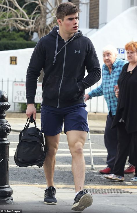 Arthur Chatto, 20, grandson of Princess Margaret spotted in Chelsea yesterday outside a gym Arthur Chatto, Sarah Chatto, Lady Sarah Chatto, Edinburgh University, Princess Margaret, Santa Lucia, Farm Heroes, A Gym, Easter Holidays