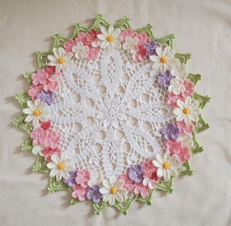 Crochet Flower Doily, Free Crochet Doily Patterns, Crochet Bedspread Pattern, Crochet Mandala Pattern, Crocheted Flowers, Crochet Motif Patterns, Crochet Table, Crochet Lace Pattern, Crochet Decoration