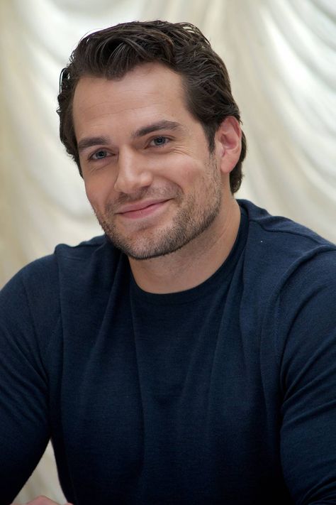 Men Smiling, Henry Cavill Smile, Henry Cavill Tumblr, Cavill Henry, Angry God, Henry Cavill News, Love Henry, Henry Williams, The Man From Uncle