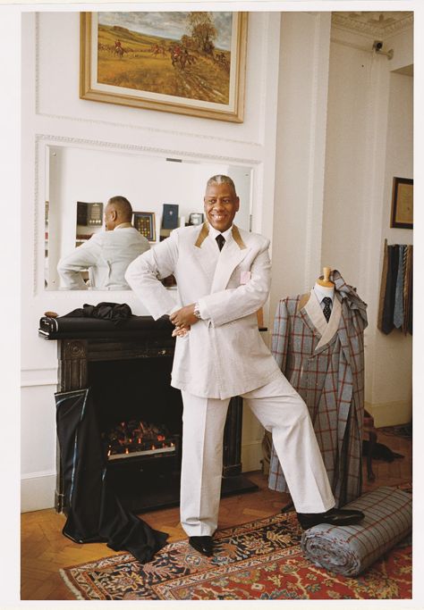 Andre Leon Talley, In Memorium, Dark Fairycore, Burt Reynolds, Joe Dimaggio, Diana Vreeland, Black Person, Next Top Model, Vogue Fashion