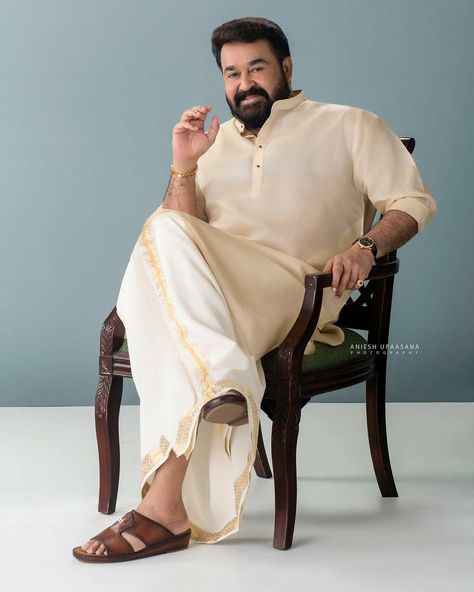 Mohanlal Ms Dhoni Movie, Mohan Lal, Groomsmen Wedding Photos, Bald Men With Beards, Old Man Portrait, Family Studio Photography, Hindi Font, Family Photoshoot Poses, Groom Photoshoot