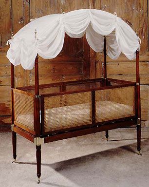 Campaign Bed, Antique English Furniture, Antique Nursery, English Antique Furniture, Princess Bedrooms, Campaign Furniture, Antique Furniture For Sale, Colonial Design, Antique Beds