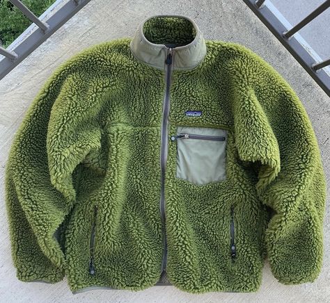 Fleece Aesthetic, Garment Of Praise, Patagonia Fleece Jacket, Fleece Outfit, Cold Weather Outfit, Jumper Outfit, Barbie Dress Fashion, Patagonia Fleece, Fashion Attire