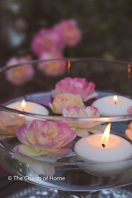 The Charm of Home: Floating Flowers & Candles Candle In The Wind, Rose Centerpieces, Romantic Candles, Candle Glow, Single Candle, Floating Flowers, Candle Displays, Candle Centerpieces, Floating Candles