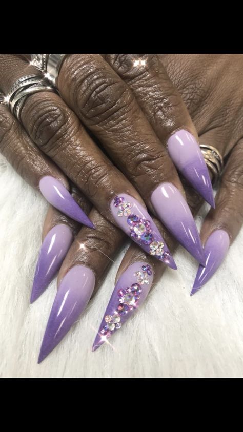 Lavender  ombré stiletto nails Ombre Nails Purple Lavender, Almond Purple Nails, Lavender Wedding Nails, Purple Nails Stilleto, Ombré Stiletto Nails, Lavender Stiletto Nails, Stilleto Lavender Nails, Purple Nails Pointy, Purple Stiletto Nails Design