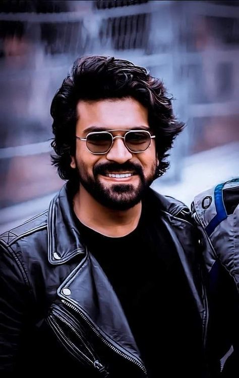 Ram Charan Hairstyle, Ramcharan Hd Wallpapers, Shoulder Length Goddess Braids, Ram Charan Hd Photos, Short Hair Shoulder Length, Ramcharan Pics New, Short Thick Hair, Thick Hair Hairstyles, Prabhas Actor