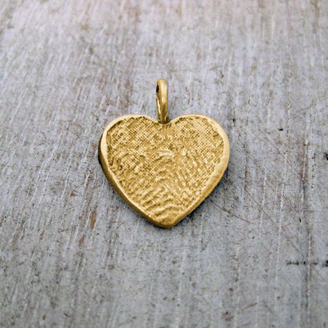 Just my favorite gold fingerprint heart ever.   Click on the link in the bio to find out how to make your own. #jewelrywithmeaning #fingerprint #fingerprintjewelry #gold #thumbprint #thumbprintjewelry  #remembrance #foreverinmyheart #alwaysonmymind #loveandloss #memorialjewellery #foreverlove #personalized #personalizedjewelry #personalizedjewellery #madeinvancouver #madeincanada #vancouverjewellery #luxedesignjewellery #memorialjewelry #inlovingmemory Heart Thumbprint, Fingerprint Pendant, Heart Fingerprint, Thumbprint Necklace, Fingerprint Necklace, Thumb Prints, Fingerprint Jewelry, Urn Jewelry, Finger Print