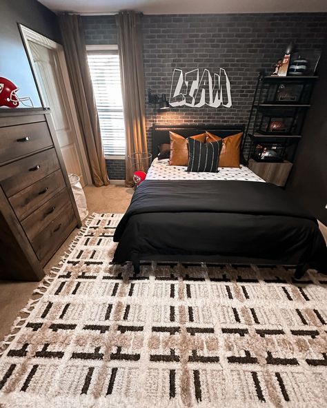 Laura Coleman | LC | Tween boy room reveal! These black skinny stickers have to be applied individually…and we are now missing a fingerprint…but the wall looks… | Instagram Bedroom With An Accent Wall, Brick Wallpaper Boys Bedroom, Black Bed Boys Room, Boy Rooms Teenage, Diy Boys Room Decor Ideas, Boys Room Wall Ideas, Sport Room Ideas, Little Boy Room Decor, Cool Teen Boy Room