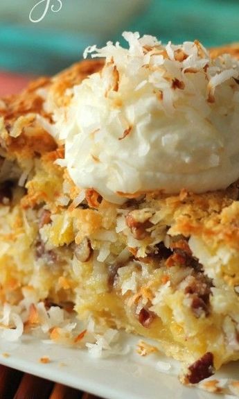 Dessert Recipes Pie, Island Pecan Pie, Dessert Crepes, Desert Bar, Custard Cups, Pie Pie, Coconut Pecan, Oreo Dessert, Pineapple Coconut