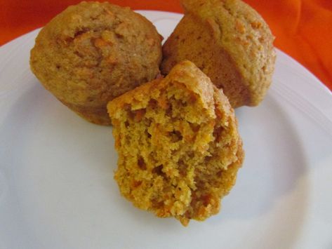 Wicked Whole Wheat Orange Carrot Muffins Orange Carrot Muffins, Wheat Muffins, Carrot Muffin Recipe, Whole Wheat Muffins, Carrot Muffins, Allrecipes Recipes, Tim Hortons, Easy Dinner Ideas, Muffin Cups