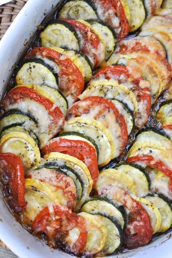 Deep Dish Summer Squash | CA GROWN Spiced Zucchini, Zucchini Gratin, Summer Squash Recipes, Cauliflowers, Thanksgiving Side Dishes Easy, Zucchini Casserole, Tasty Vegetarian Recipes, Thanksgiving Sides, Squash Recipes