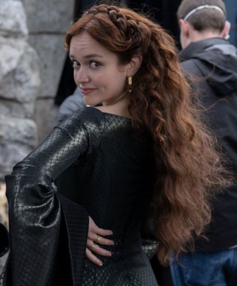 Alicent Hightower, Olivia Cooke, House Of The Dragon, House Of Dragons, Ginger Hair, العناية بالشعر, Atlantis, The Dragon, Hair Goals