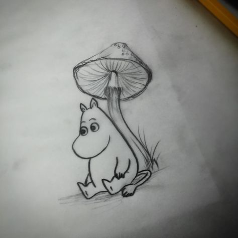 🍄#moomin#mushroom#drawing#sketch#cute#love#cutetattoo#tattooidea#tattoodeisgn#design#pencilsketch#moomintattoo Moomin Sketch, Moomin Drawing, Moomin Embroidery, Moomin Tattoo, Sketch Cute, Jumper Embroidery, Mushroom Drawing, Diy Embroidery, Drawing Sketch