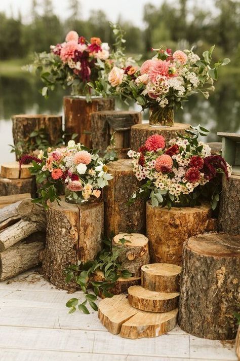 Budget Friendly Wedding Ideas, In Home Wedding, Boho Wedding Decor Ideas, Wedding Decorations Ideas, Boho Wedding Decor, Forest Theme Wedding, Deco Champetre, نباتات منزلية, Enchanted Forest Wedding