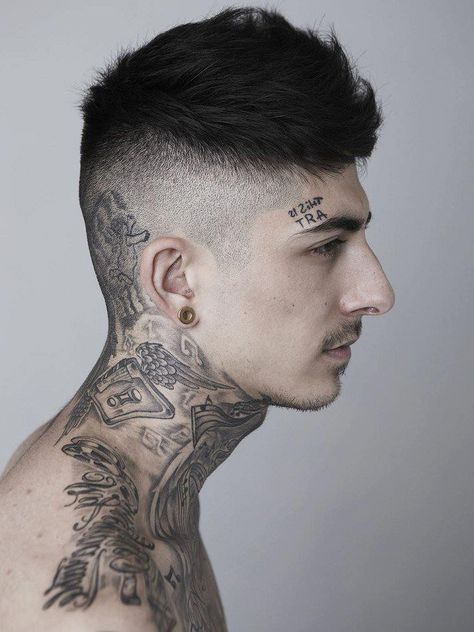 215 Trendy Neck Tattoos You Must See - Tattoo Me Now Hai Tattoo, Full Neck Tattoos, Best Neck Tattoos, Small Neck Tattoos, See Tattoo, Side Neck Tattoo, Tattoo Spots, Back Of Neck Tattoo, Tattoo Trend