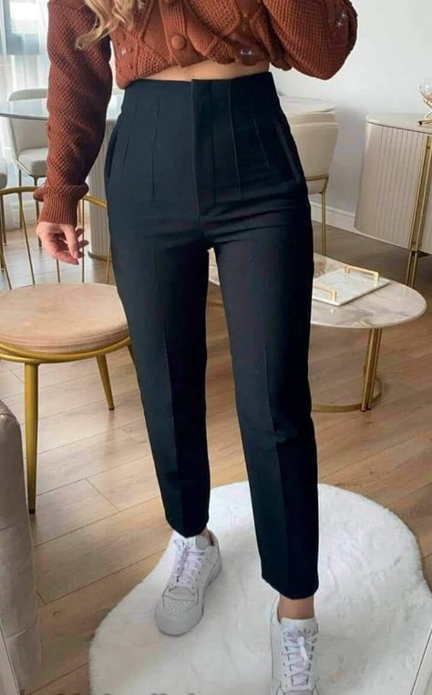 Casual Work Outfits Women, Casual College Outfits, Office Outfits Women, Classy Work Outfits, Fashionista Clothes, Stylish Work Outfits, Fashion Attire, Casual Chic Outfit, Casual Work Outfits