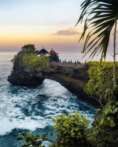 Bali Accommodation, T Photo, Japan Temple, Bali Beaches, Beautiful Photos Of Nature, World Travel, Photo Location, Ubud, Another Day