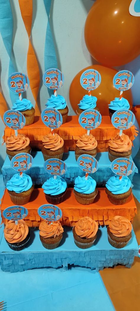 Blippi Food Ideas, Blippi Birthday Cupcakes, Blippi Cake Pops, Blippi Desserts, Blippi Cupcake Ideas, Blippi Construction Birthday Party, Blippi Cupcakes, Blippi Cupcake, Blippi Birthday Cake