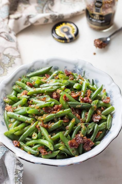 Sweet and Sour German Green Beans with Bacon and Onions https://www.lowcarbmaven.com/sweet-and-sour-german-green-beans-bacon-onions/ German Green Beans, Thanksgiving Side Dishes Crockpot, Easy Holiday Side Dishes, Beans With Bacon, German Food Authentic, Green Beans With Bacon, Bean Recipe, Low Carb Maven, Low Carb Sides