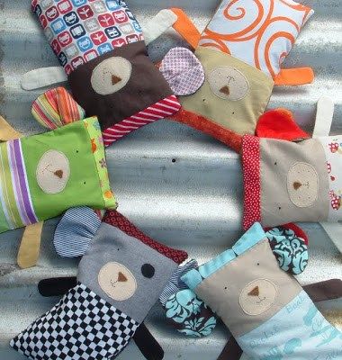 More Boo Boo Bear heat packs | mellebugandme Diy Heat Pack, Boo Boo Bear, Rice Heat Pack, Diy Heating Pad, Boo Bags, Cold Bag, Boo Boo Bags, Rice Heating Pads, Sewing Caddy