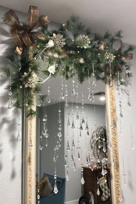 30 Creative & Simple Christmas Decor Ideas for Every Room in Your Home 2024 Feminine Mantle Decor, Winter Frost Christmas Decor, Window Christmas Garland Ideas, Christmas Garland Mirror Decor, Double Door Entryway Christmas Decor, Christmas Decorations For Mirrors, Christmas Mirror Ideas, 1920 Christmas Decorations, Christmas Decor Ideas For Mirror