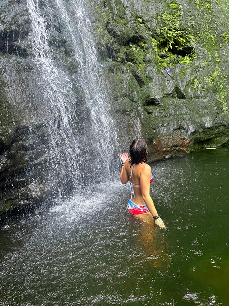 #hawaii #oahu #waterfall #hike #nature #honolulu Manoa Falls Oahu, Manoa Falls, Waterfall Hike, Honolulu Oahu, Hawaii Oahu, Insta Inspo, Honolulu, Oahu, Hawaii