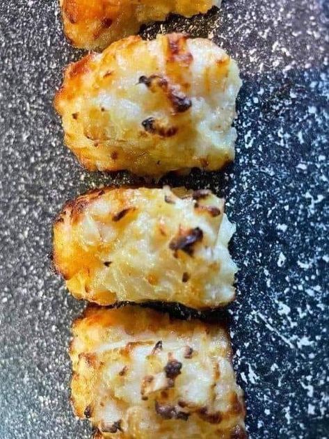 Cottage cheese tater tots - All Recipes Club Cheese Tater Tots, Cheese Tots, Bariatric Snacks, Zero Point Foods, Ww Sides, Weight Watchers Pumpkin, Veggie Fried Rice, Low Carb Dishes, Weight Watchers Free