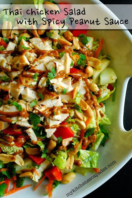 Thai Chicken Salad with Spicy Peanut Sauce Spicy Peanut Dressing, Thai Mad, Dressing Salad, Thai Chicken Salad, Thai Salad, Salad With Chicken, Thai Salads, Spicy Peanut Sauce, Resep Salad