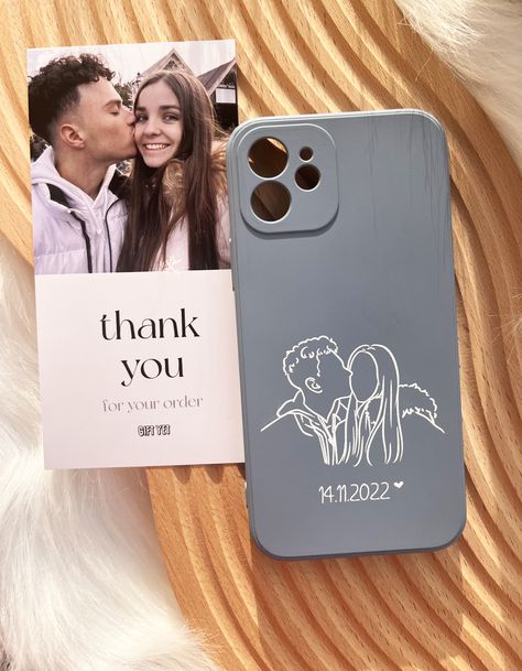 Custom Line Art Phone Case Photo Case Ideas, Couple Phone Cases Pictures, Customised Gifts For Him, Line Art From Photo, Phone Case Couple, Custom Phone Cases Ideas, Couple Phone Cases, Digital Sketching