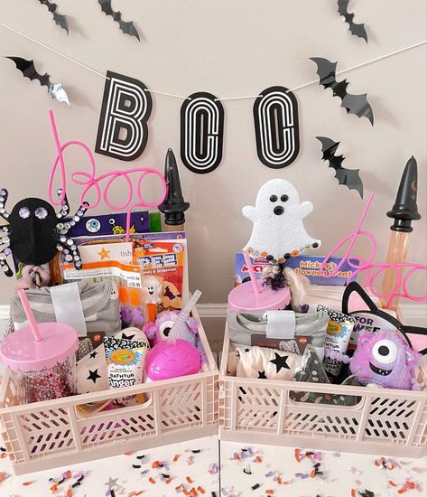 What To Put In A Spooky Basket, Pink Spooky Basket Ideas, Sister Spooky Basket, Girly Spooky Baskets, Kids Spooky Basket Ideas, Boo Basket For Teenage Girl, Girly Boo Basket, Preppy Boo Basket, Pink Halloween Basket