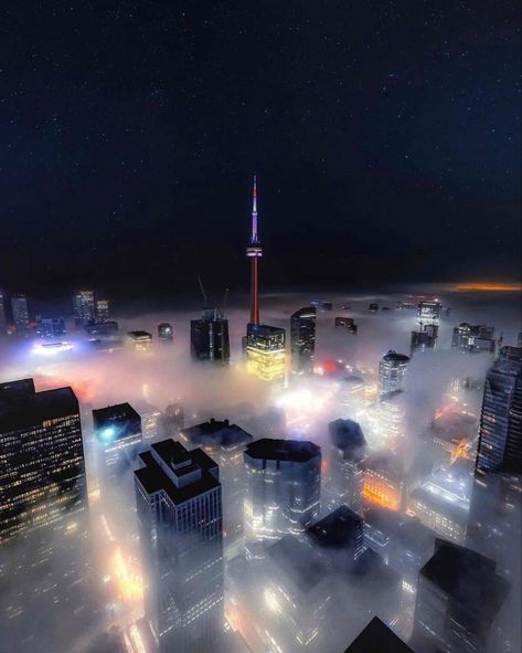 Night Toronto, Toronto Cn Tower, Toronto Winter, Canada Photography, Winter Blanket, Toronto City, Toronto Life, Nighty Night, Explore Canada