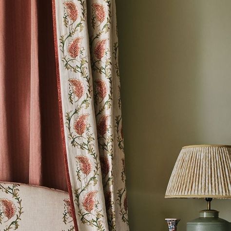 Colefax and Fowler on Instagram: "Leona embroidery. ⁠ ⁠ A charming striped embroidery on a linen herringbone ground, developed from an eighteenth century antique textile. The superb colours of the embroidery glow richly across the leaf motifs with contemporary ombre effect, alternating along a meandering trail of smaller sprigs and leaves.⁠ ⁠ View the three Leona colourways through the link in our bio. ⁠ ⁠ Fabrics:⁠ Headboard: Leona Red/Green F4856-01⁠ Curtain: Leona Red/Green F4856-01, Hector red F4697-13⁠ Cushions: Cosima Fig Green F4625-20, Malabar Coral 03051/04⁠ Bedspread: Leona Red/Green F4856-01⁠ Lampshade: Ellison Gold F4751-02⁠ ⁠ Headboard: @theheadboardworkshopuk⁠ Chest of drawers: @maisonartefact⁠ Table lamp: @oka⁠ Vase: @adamcbentley⁠ Rug: @vanderhurd" Colefax And Fowler, Bedroom Red, Ombre Effect, The Leaf, Antique Textiles, Main Bedroom, Bed Spreads, Guest Room, Herringbone