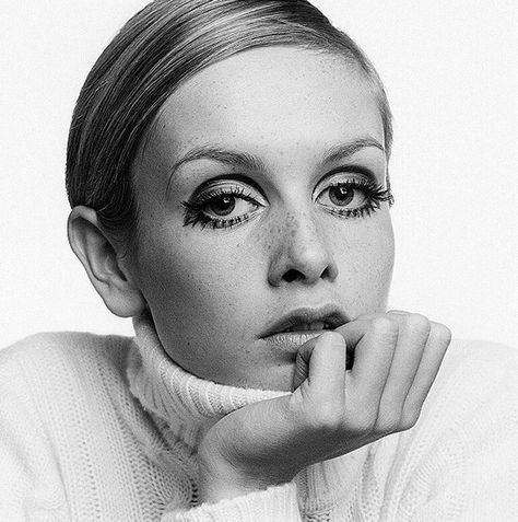 Twiggy Twiggy Photoshoot, Twiggy Aesthetic, 60s Photoshoot, Twiggy Hair, Twiggy Model, 1960s Twiggy, 60s Twiggy, Swinging London, Swinging Sixties