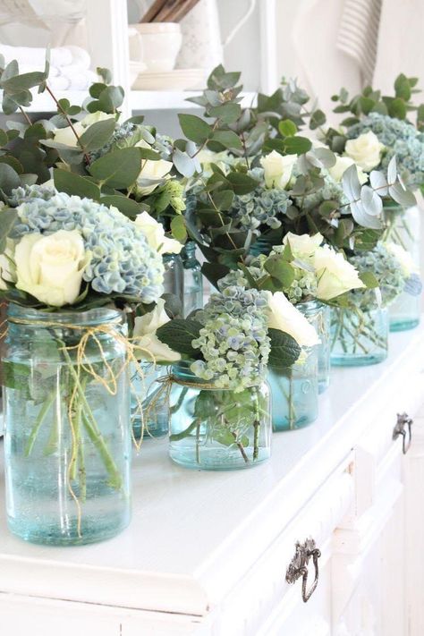 Jar Flower Arrangements, Garden Bridal Shower Decorations, Mason Jar Flower Arrangements, Country Wedding Centerpieces, Hydrangea Flower Arrangements, White Flower Arrangements, Rustic Wedding Decorations, Garden Bridal Showers, Hydrangea Centerpiece