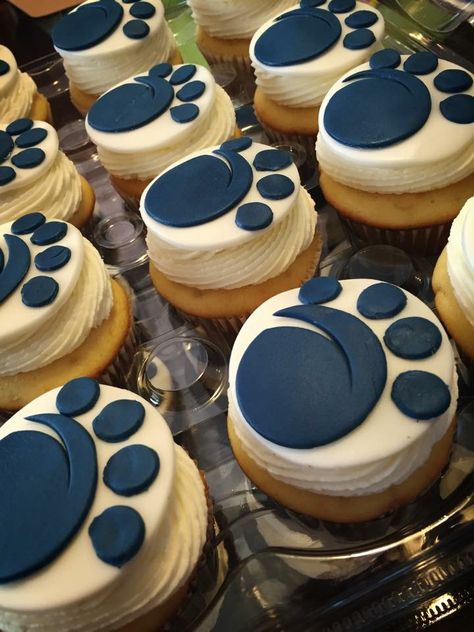 Paw Print Cupcakes, Penn State Graduation, Penn State Wedding, Shark Cake, Chocolate Design, 10th Birthday Parties, Graduation Celebration, Graduation Cakes, Graduation Party Decor