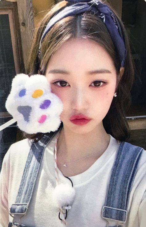 Wonyoung Photocard Scan, Ive Wonyoung Photocard, Wonyoung Photocard, Music Activities For Kids, Close Up Faces, Hello Kitty Videos, Photo Card Template, Photocard Scan, Ive Wonyoung