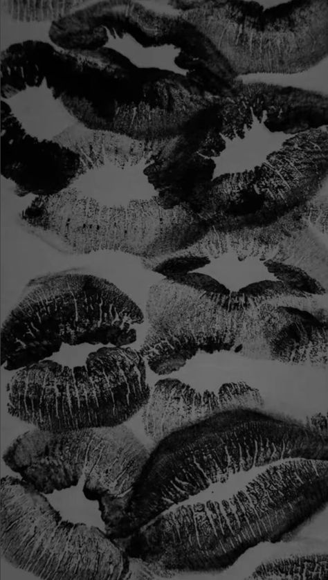 Dior Aesthetic Wallpaper, Wallpaper Decor Ideas, Wallpaper Design Ideas, Grey Wallpaper Iphone, Classy Wallpaper, Phone Lock Screen Wallpaper, Grunge Posters, Heart Overlay, Lip Wallpaper