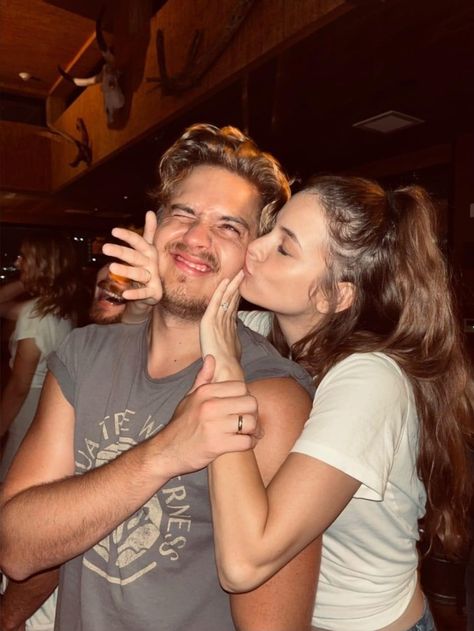 Barbara Palvin Dylan Sprouse, Barbara Palvin And Dylan Sprouse, Barbara And Dylan, Dylan And Barbara, Sisters Goals, Riverdale Cole Sprouse, Palvin Barbara, Dylan Sprouse, The Love Club