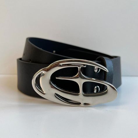 Vampire Accessories Men, Mens Streetwear Belts, Y2k Mens Jewelry, Streetwear Fashion Accessories, Cool Belts For Men, Y2k Belt Men, Cool Belts Fashion, Streetwear Jewelry Men, Aesthetic Accessories Men