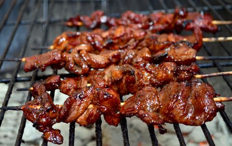 Barbecue Pork on a Stick are Filipino-style kebabs marinated in a sweet and spicy sauce Filipino Chicken Barbecue Recipe, Pork On A Stick, Panlasang Pinoy Recipe, Barbeque Pork, Chicken Barbecue, Garlic Brown Sugar Chicken, Barbecue Chicken Recipe, Panlasang Pinoy, Barbeque Recipes