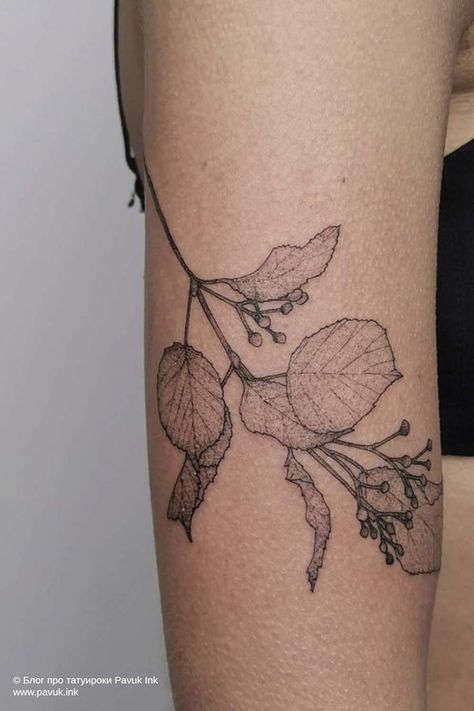 Botanical Wrap Tattoo, Blatt Tattoos, Simple Flower Tattoo, Wrap Tattoo, Floral Tattoo Design, Botanical Tattoo, Thigh Tattoos Women, Back Tattoo Women, Dainty Tattoos