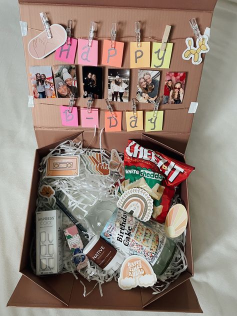 Custom Birthday Gifts For Best Friend, Gift Box Ideas For Best Friend, Birthday Gifts For Your Best Friend, Good Birthday Gifts For Best Friend, Gift Boxes For Best Friend, Birthday Gift Baskets For Best Friend, What To Get Your Best Friend Birthday, Bsf Gift, Birthday Box Ideas For Best Friend