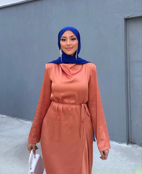 Orange Hijab Outfit, Blue Hijab Outfit, Orange Hijab, Hijab Outfit Ideas, Blue Hijab, Hijab Model, Outfits Hijab, Hijab Outfits, Hijabi Fashion