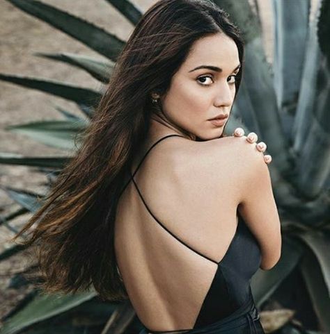 summer bishil Tracey Davis, Summer Bishil, The Magicians Syfy, Mariel Hemingway, Women Celebrities, Female Faces, Jennifer Connelly, Woman Face, Original Work