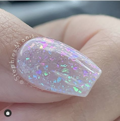 Revel Nail Labyrinth, White Nails With Iridescent Glitter, Opal Sparkle Nails, Irredescent Glitter Nails, Short Squoval Acrylic Nails Simple, Iredesant White Nails, Irridescent Nails Acrylic Short, Short Nail Manicure Gel, Opal Nails Acrylic