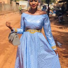 BAZIN INSPIRATION (@bazinworldwide) • Instagram photos and videos Gambian Clothes, Getzner Styles, Senegalese Styles, African Maxi Dress Ankara, African Bazin, Mommy Daughter Outfits, African Attire Dresses, Best African Dresses, Lace Gown Styles