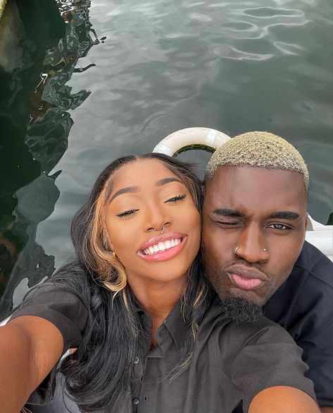 Couple Goal Romantic Aesthetic, Black Couple Goal Romantic, Black Love Pictures, Couple Goal Romantic, Love Island Couples, Romantic Questions, Goals Couple, Ebony Love, Romantic Aesthetic