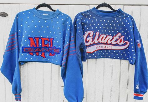 Rhinestone Sweatshirt, College Tailgate, Hoodie Diy, Sports Mom Shirts, Upcycle Clothes Diy, Tailgate Outfit, Embellished Clothing, Football Game Outfit, Football Fashion