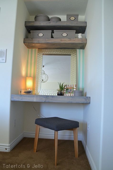 Make Floating Shelves and Desk for a Bedroom!! (#LowesCreator) Floating Desk And Shelves, Diy Floating Desk, Bedroom Alcove, Vanity Nook, Closet Vanity, Bedroom Nook, Floating Desk, Room Shelves, Floating Shelves Diy